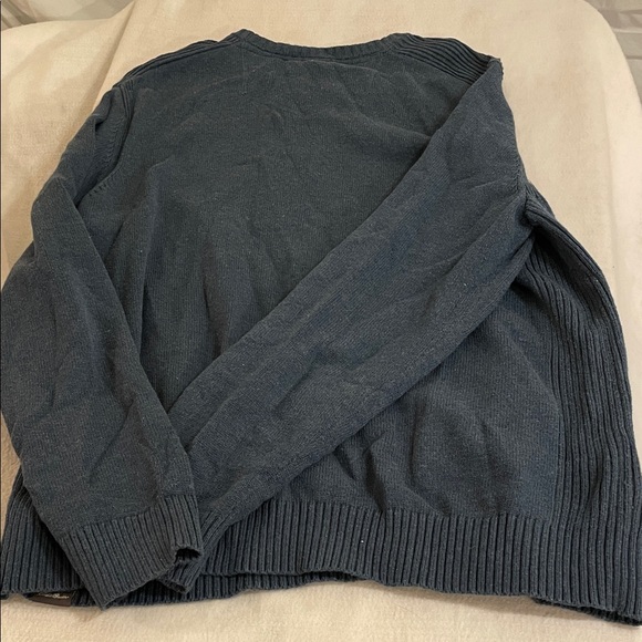 Eddie Bauer Men's Crewneck Sweater in Deep Blue - Picture 5 of 5
